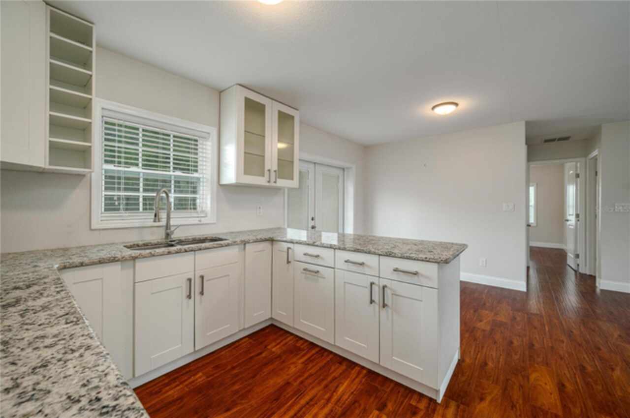 Listing Photo 7