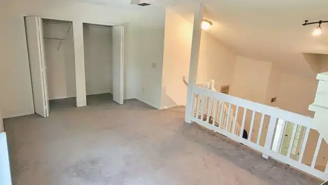 Listing Photo 11