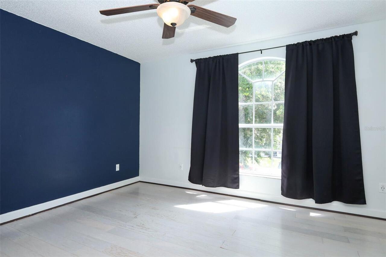 Listing Photo 37