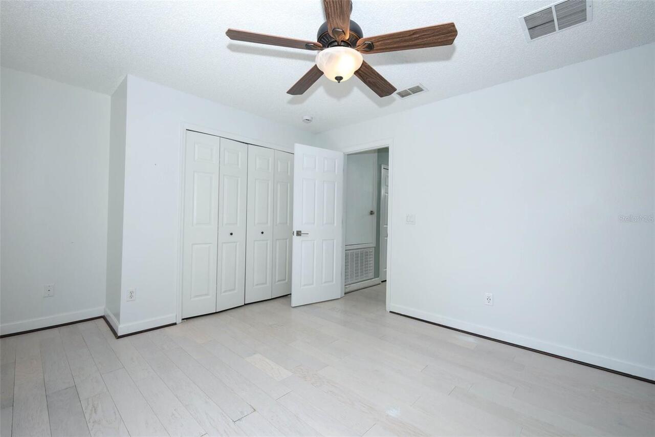 Listing Photo 38
