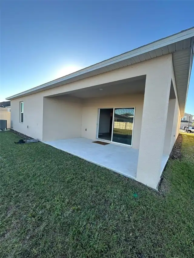 Listing Photo 12