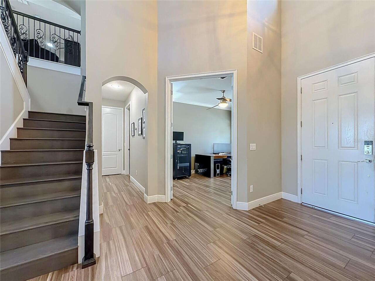 Listing Photo 8