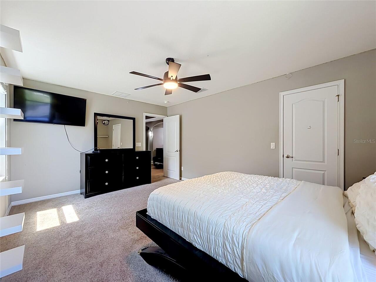 Listing Photo 43