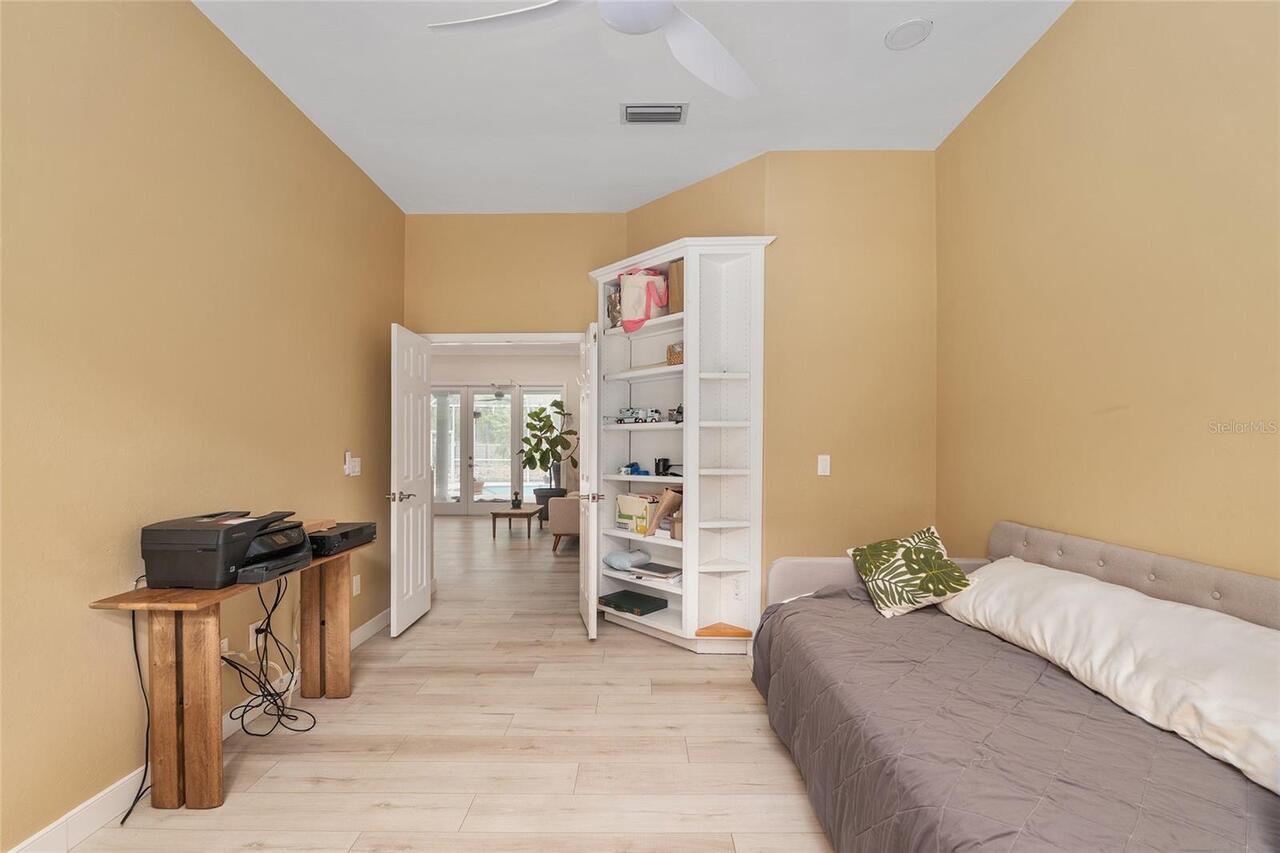 Listing Photo 32