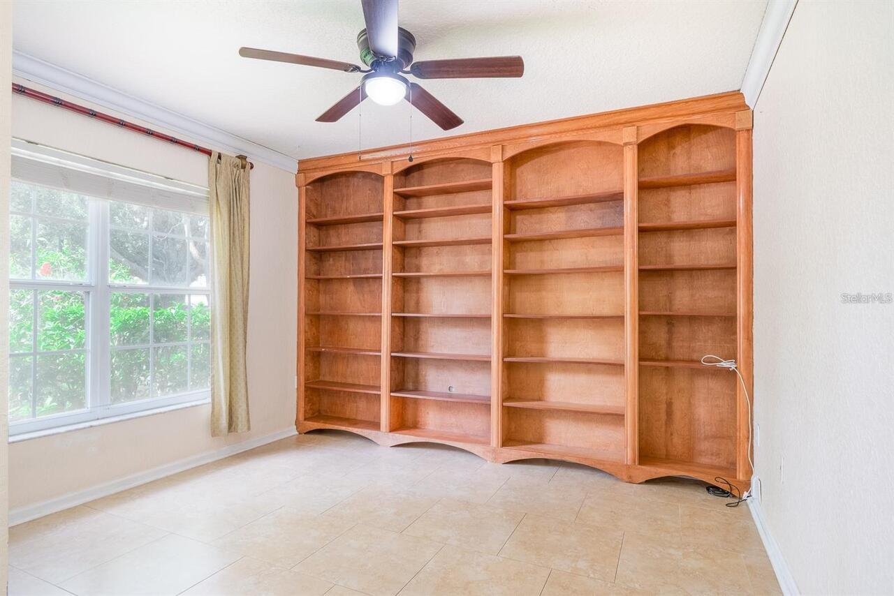 Listing Photo 10