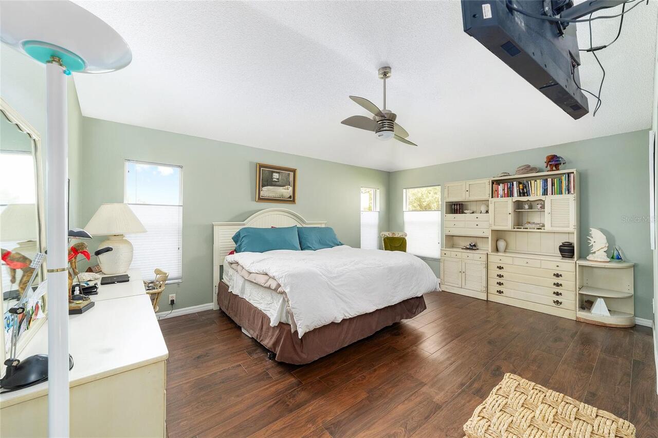 Listing Photo 23