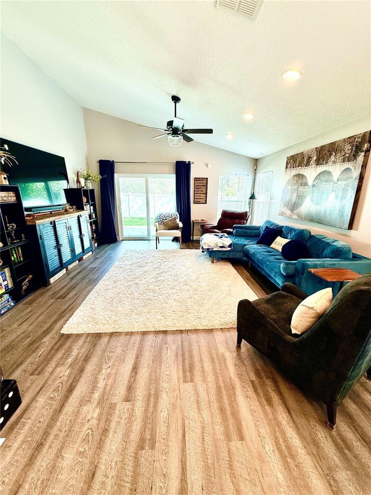 Listing Photo 18