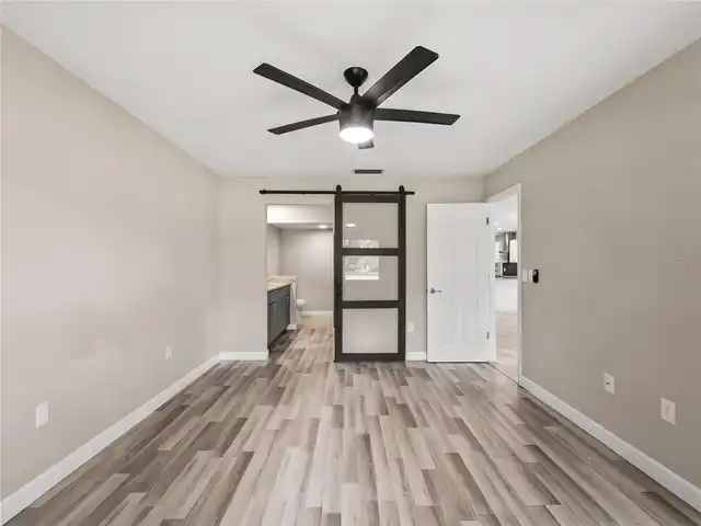 Listing Photo 33