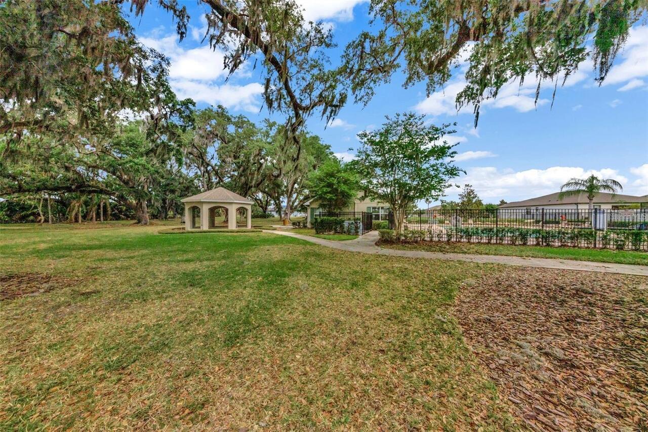 Listing Photo 43