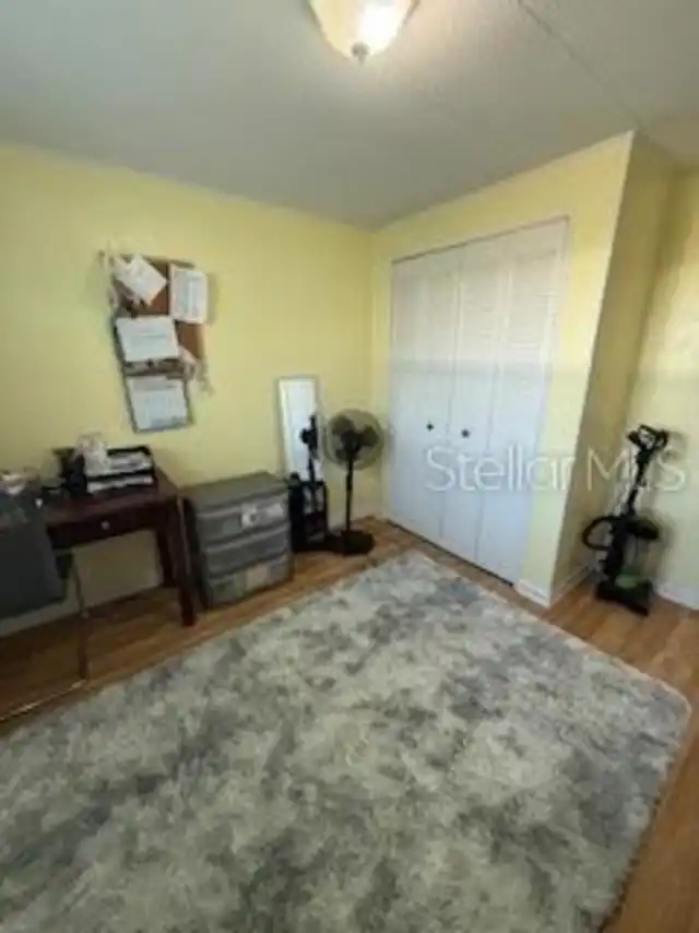 Listing Photo 8