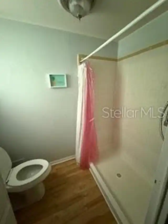 Listing Photo 12