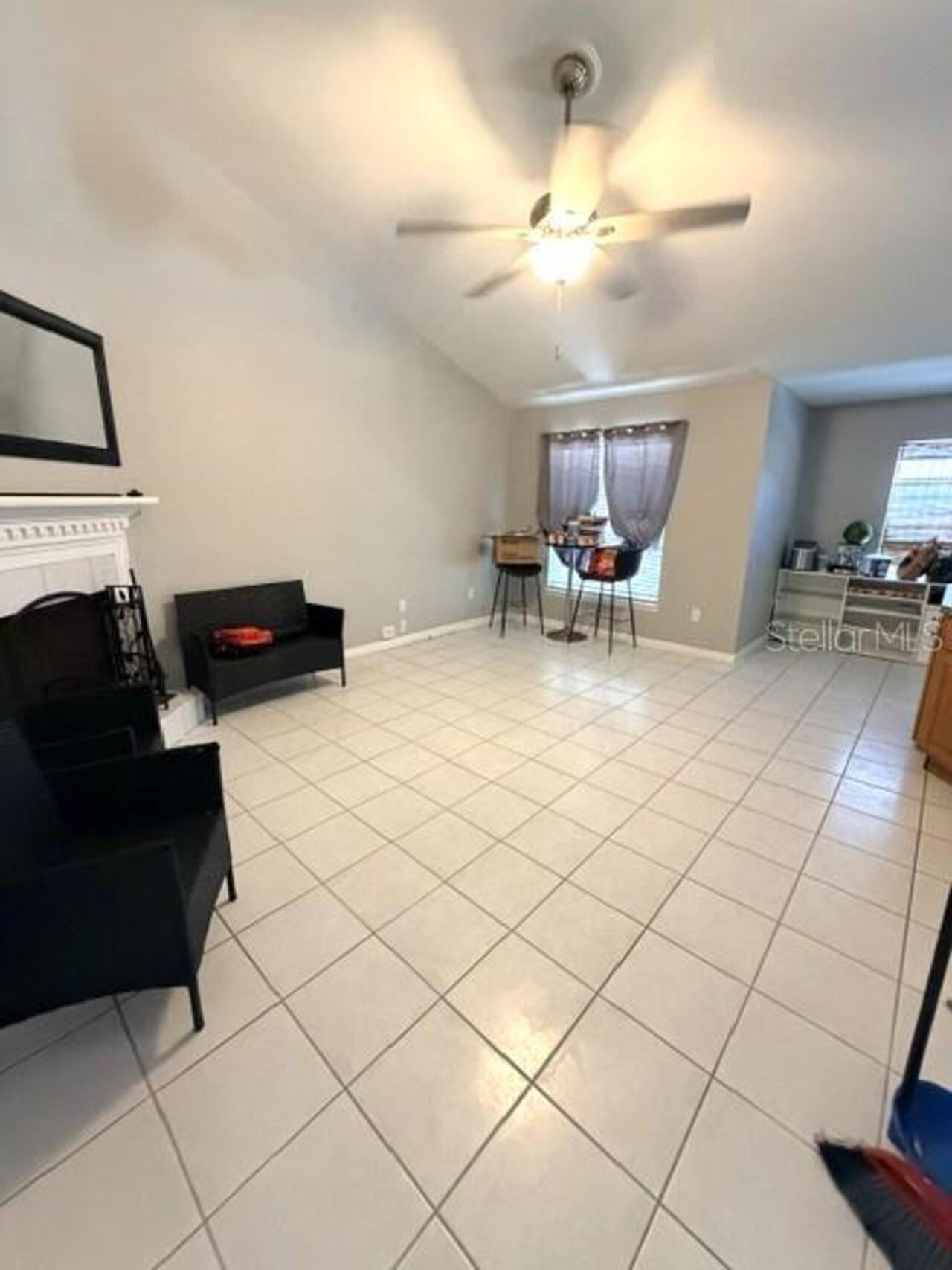 Listing Photo 8