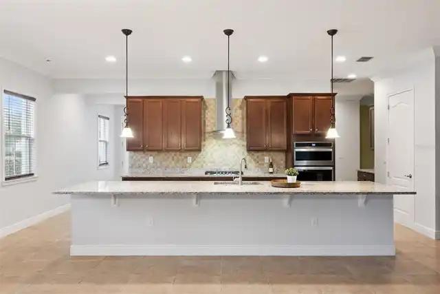 Listing Photo 14