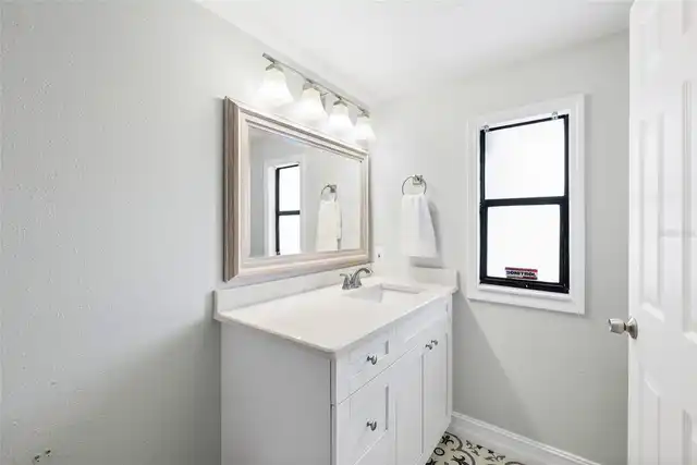 Listing Photo 29