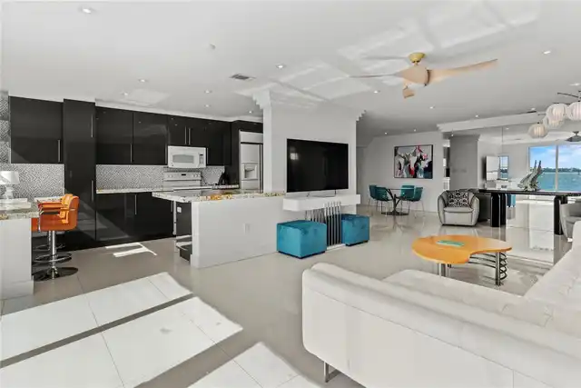 Listing Photo 7