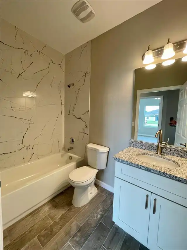 Listing Photo 19