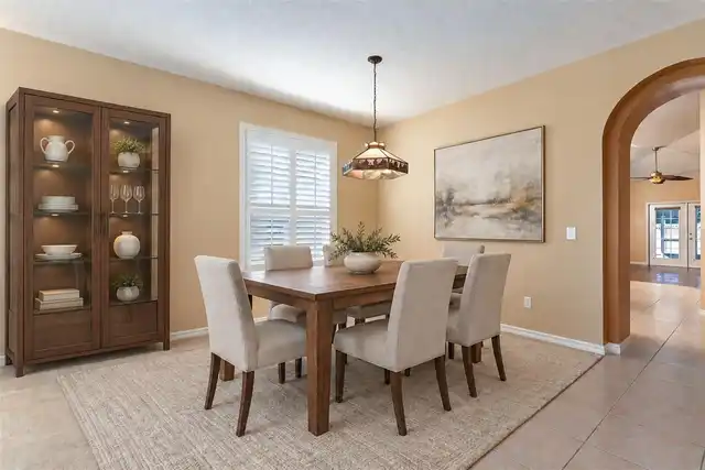 Listing Photo 12