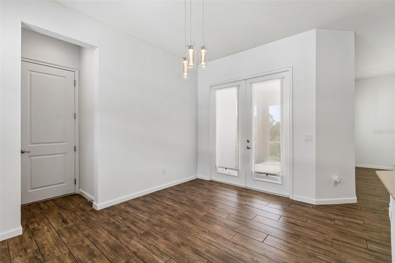 Listing Photo 14