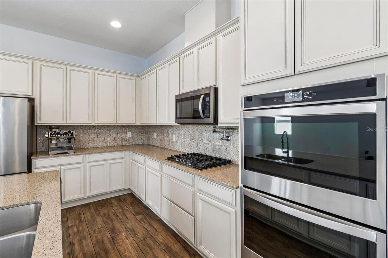 Listing Photo 19