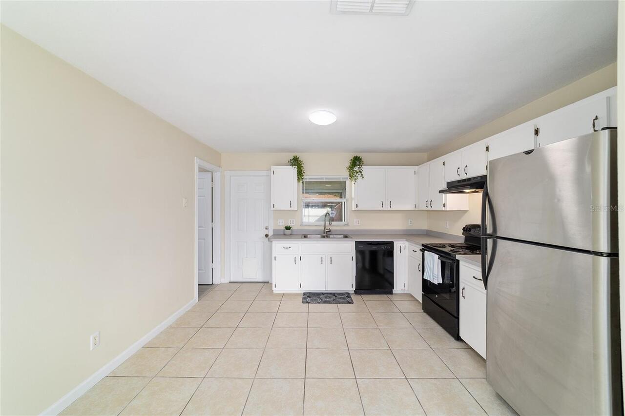 Listing Photo 13