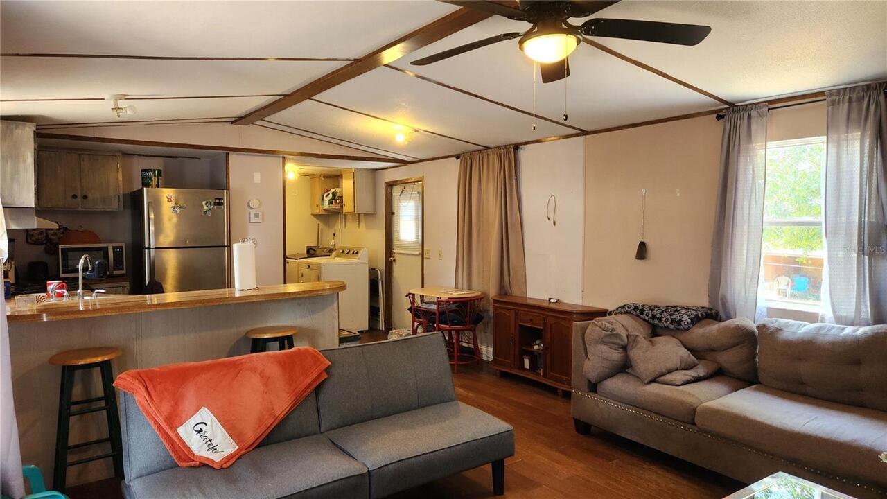 Listing Photo 9