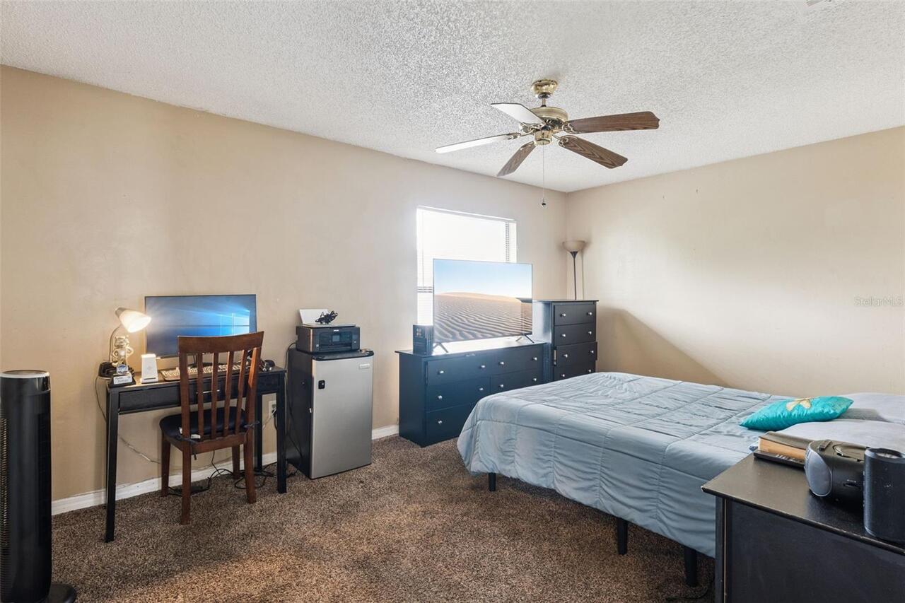 Listing Photo 15