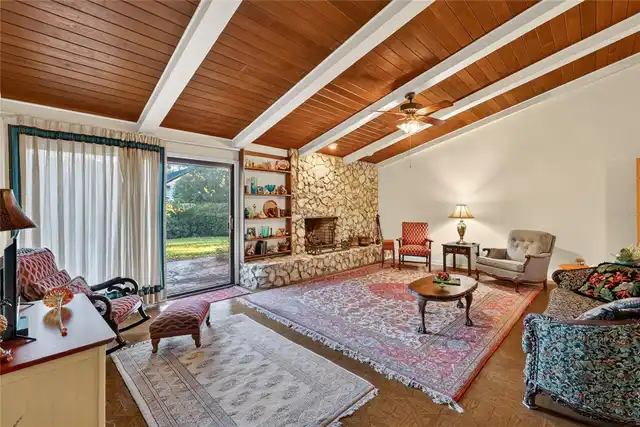 Listing Photo 22