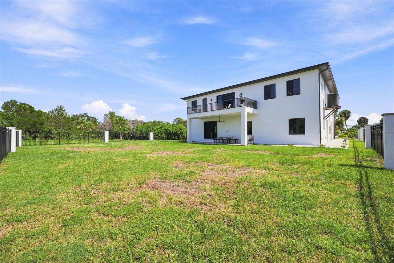 Listing Photo 94