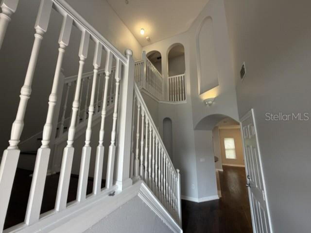 Listing Photo 12
