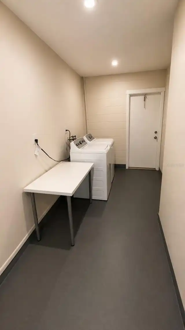 Listing Photo 9