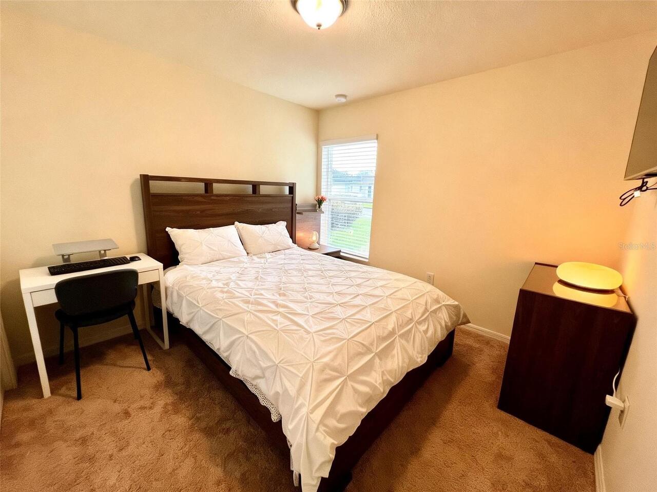 Listing Photo 9