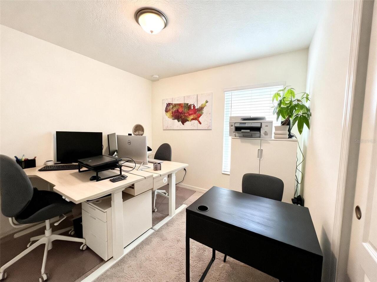 Listing Photo 12