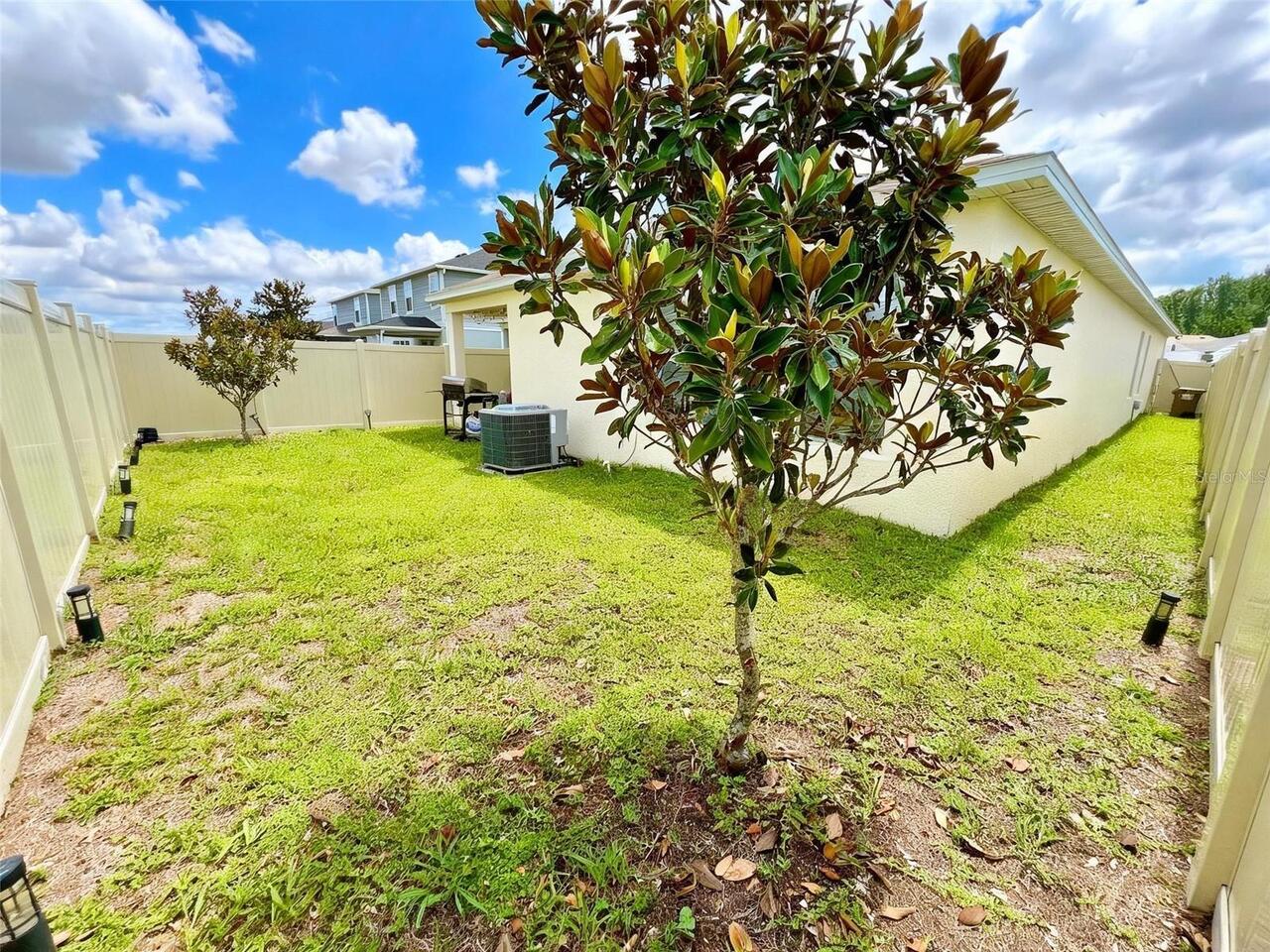 Listing Photo 14