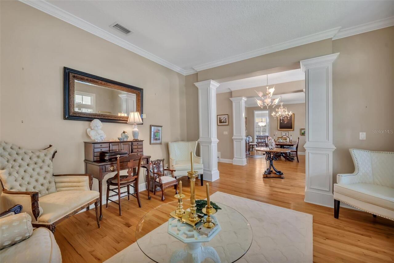 Listing Photo 8