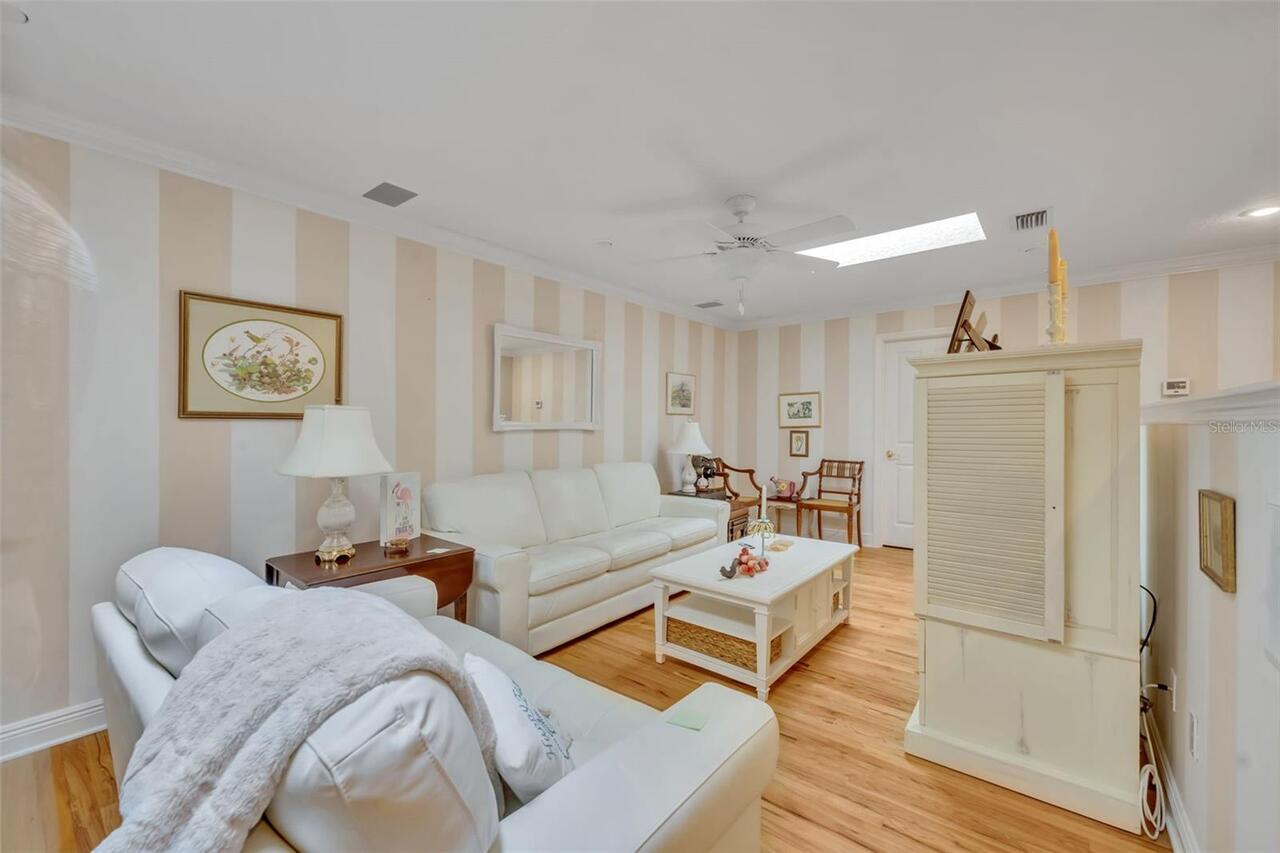Listing Photo 35