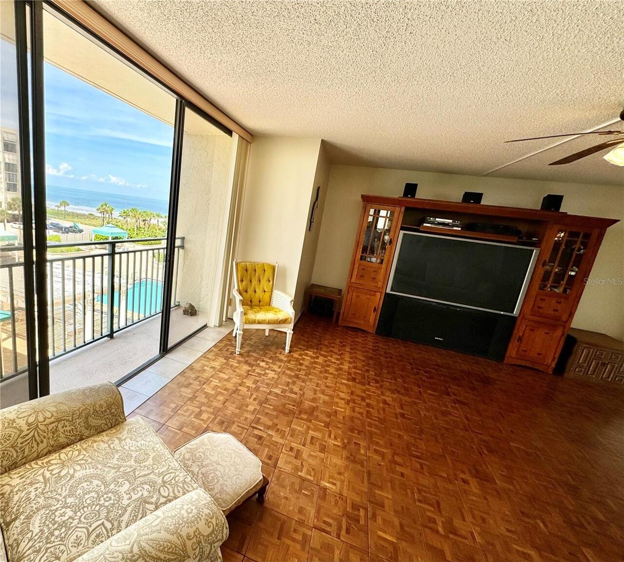 Listing Photo 33