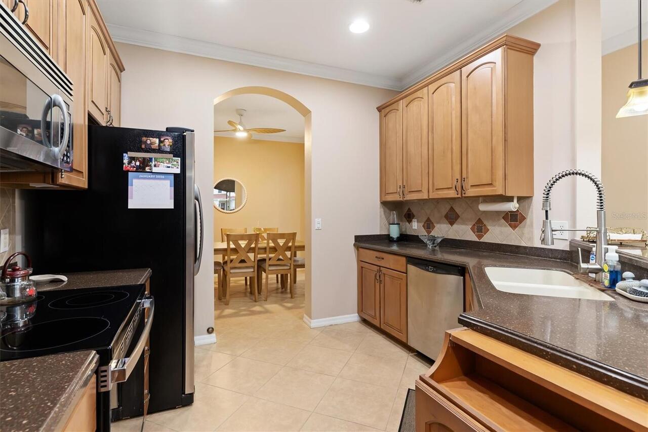 Listing Photo 10
