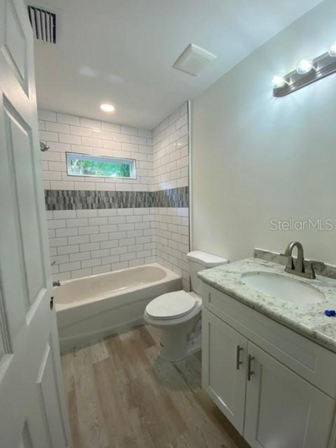Listing Photo 14