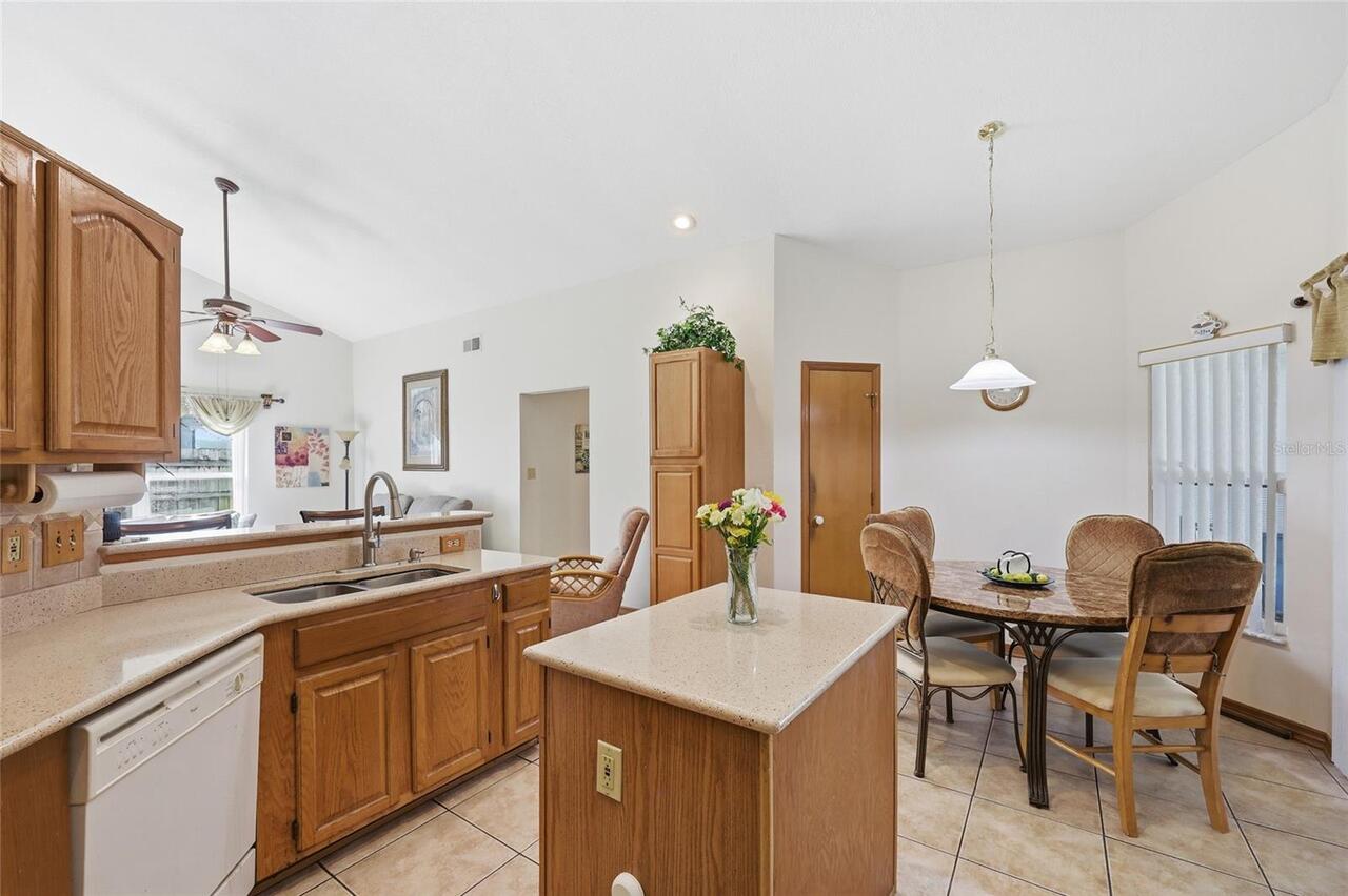 Listing Photo 17
