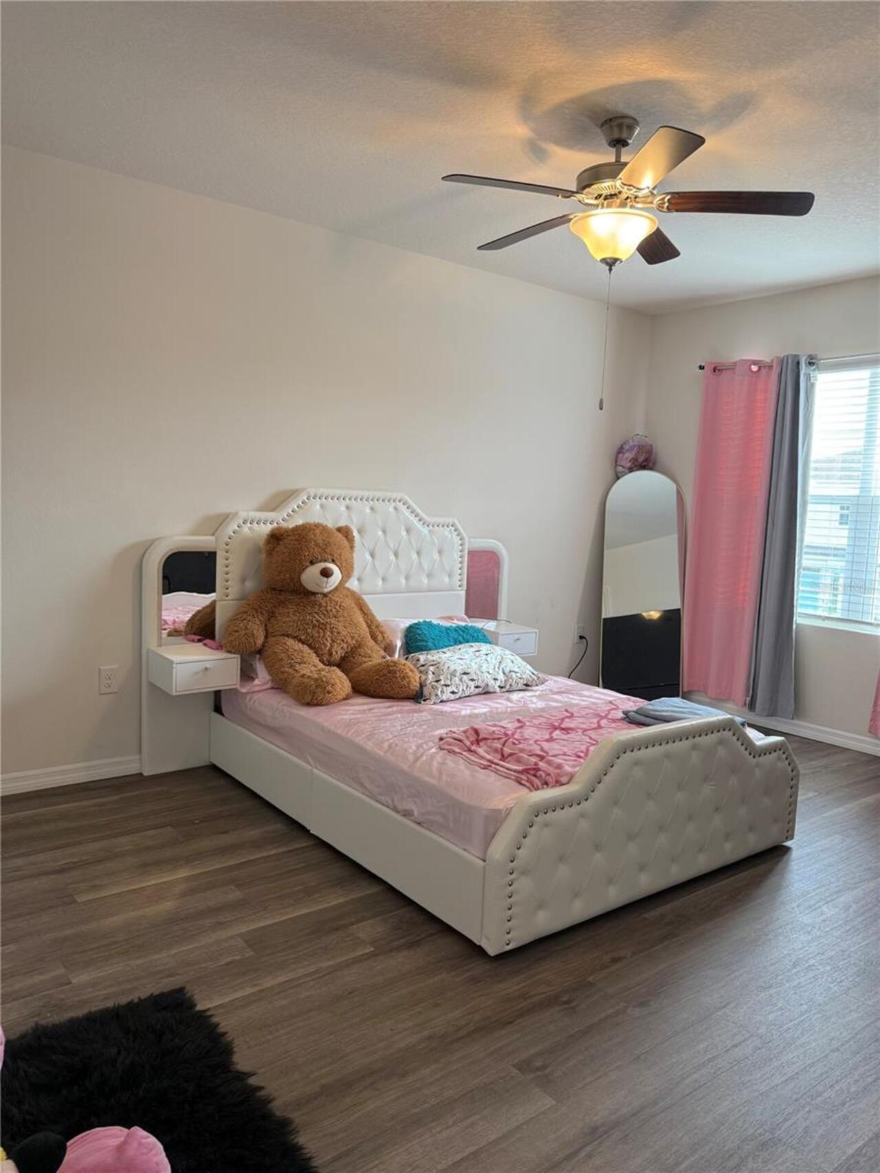 Listing Photo 6