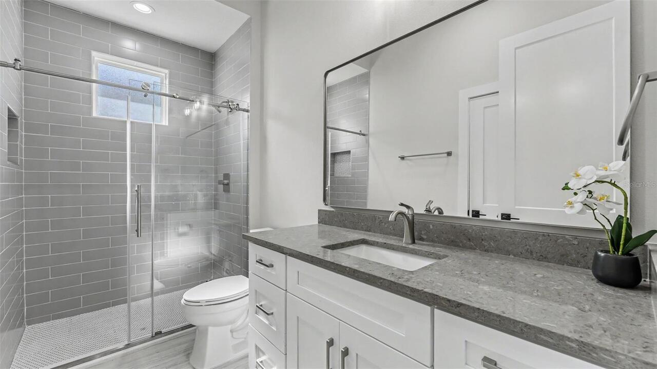Listing Photo 38
