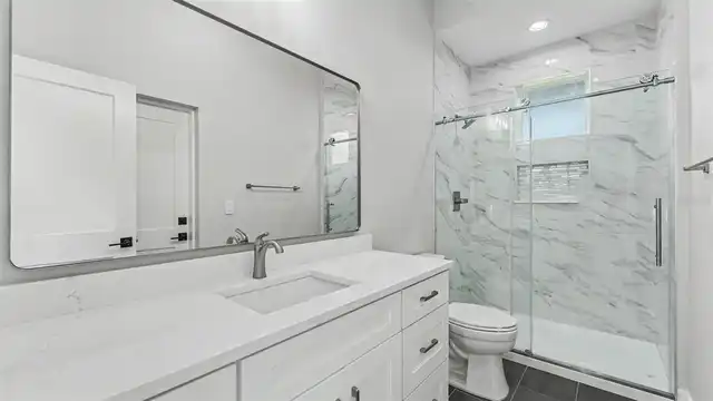 Listing Photo 42