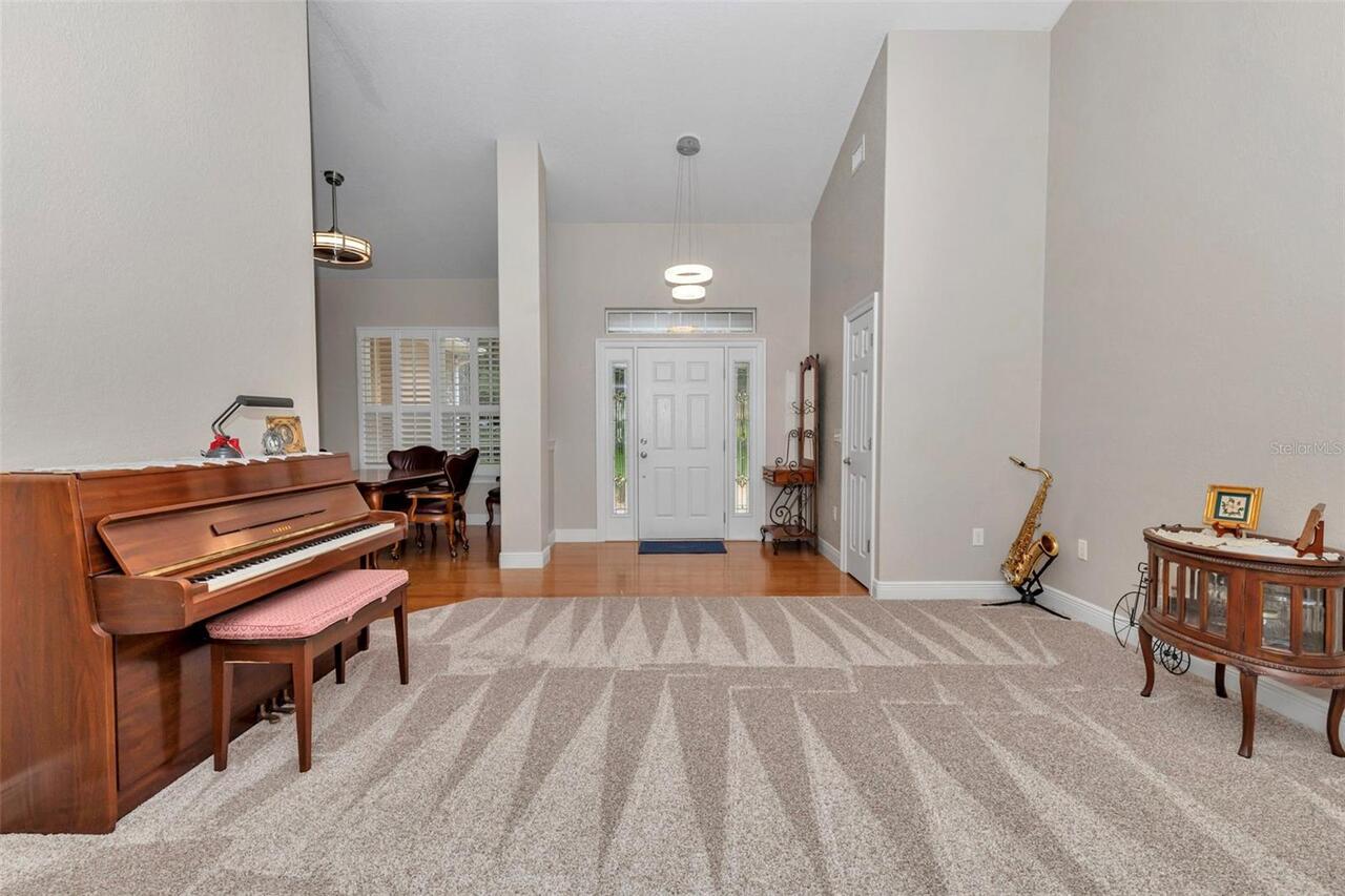 Listing Photo 10