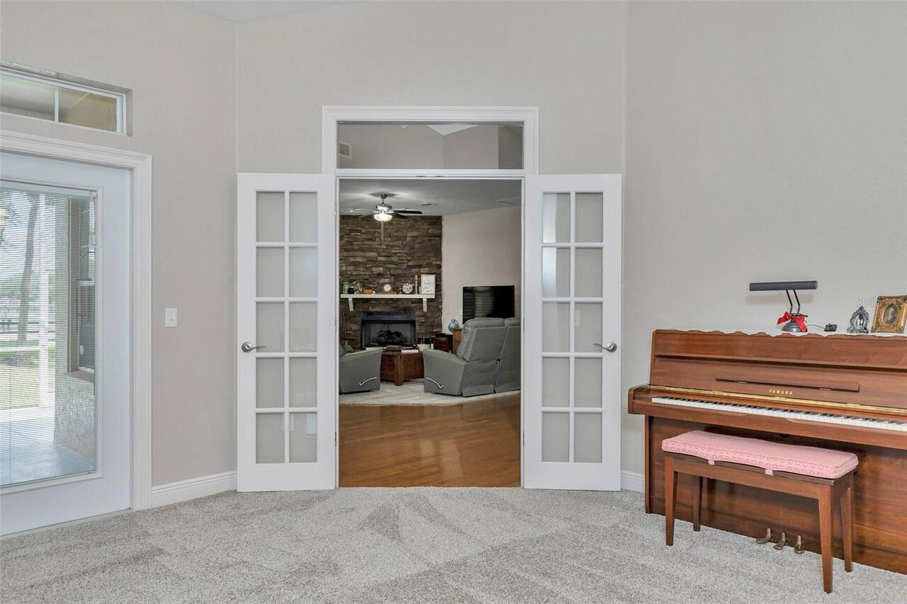 Listing Photo 12