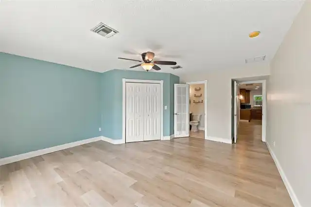 Listing Photo 26