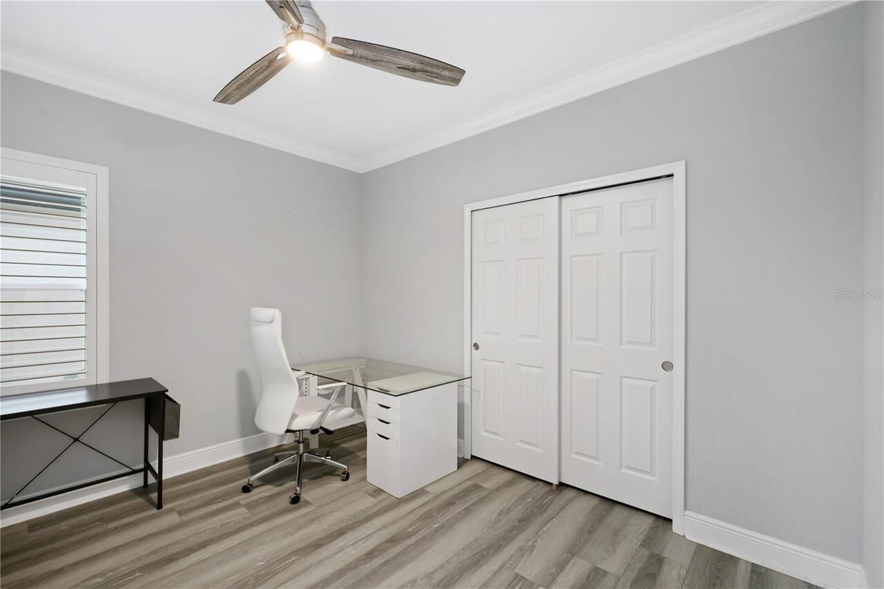 Listing Photo 9
