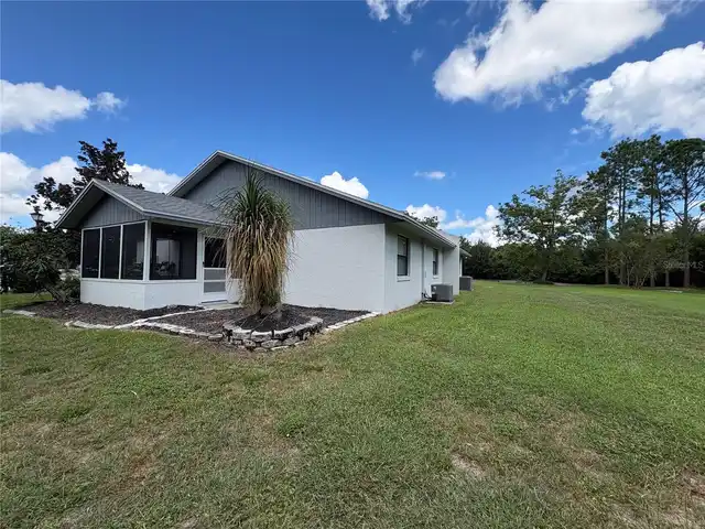 Listing Photo 6