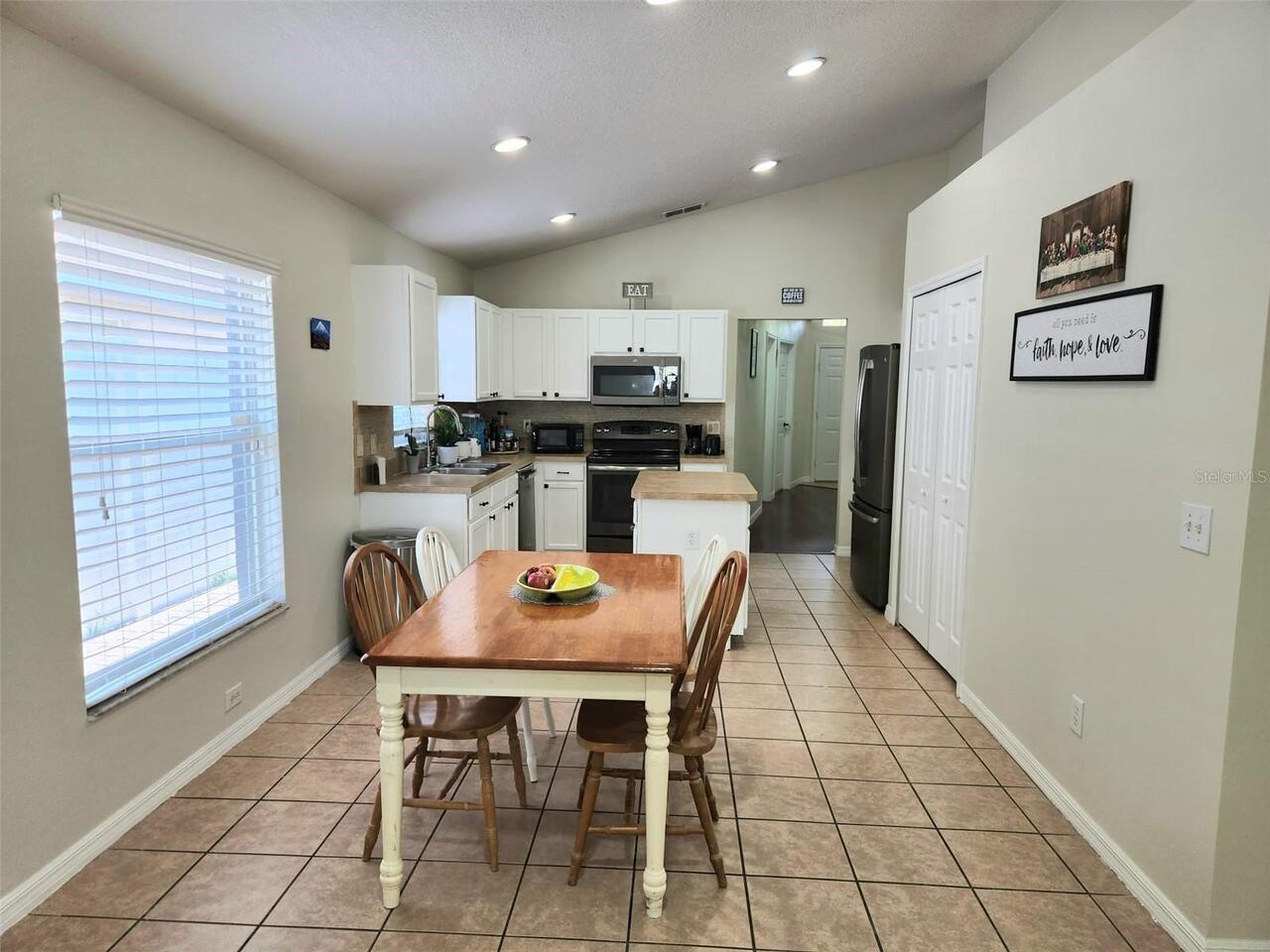 Listing Photo 15