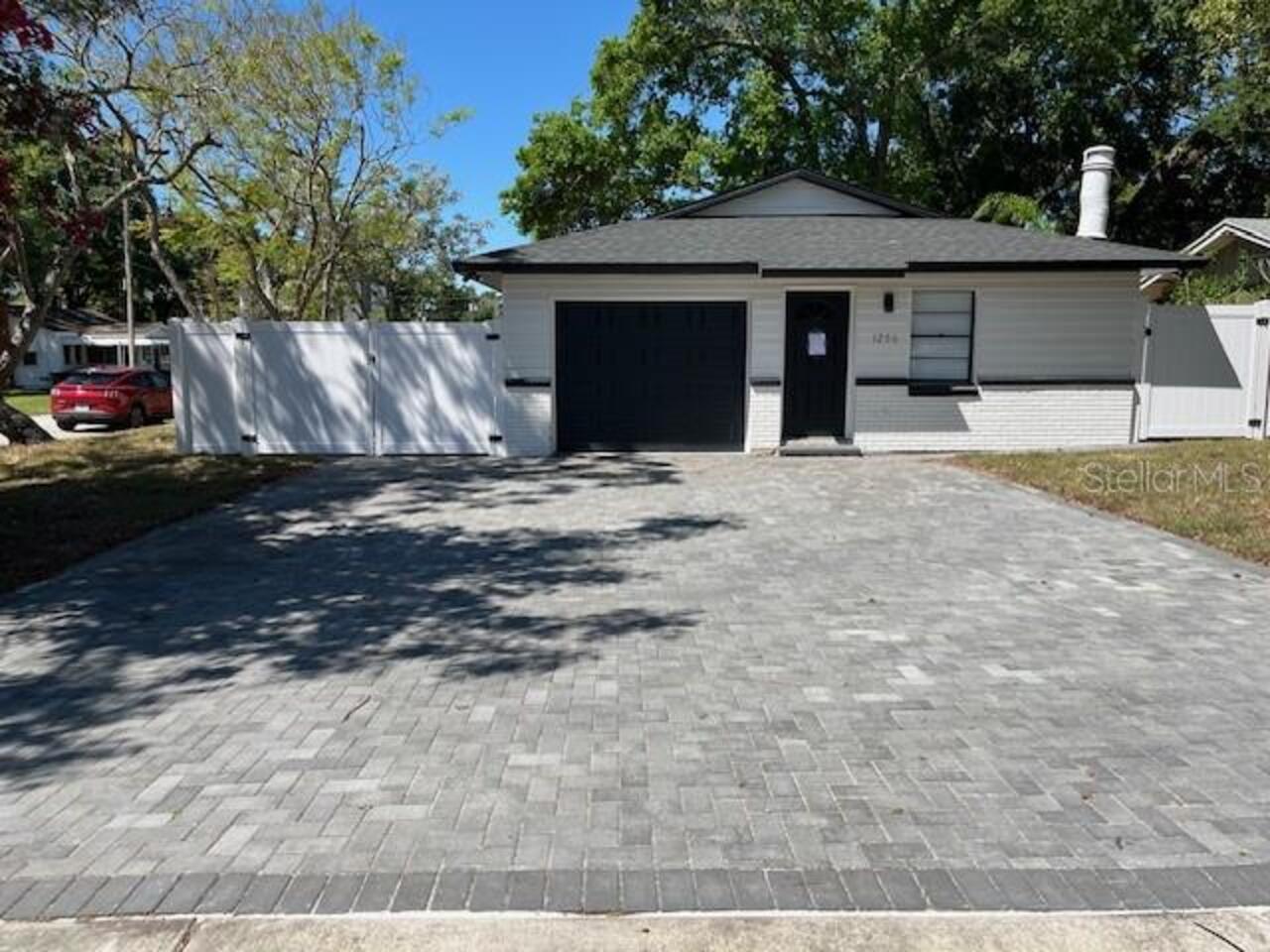 Listing Photo 10