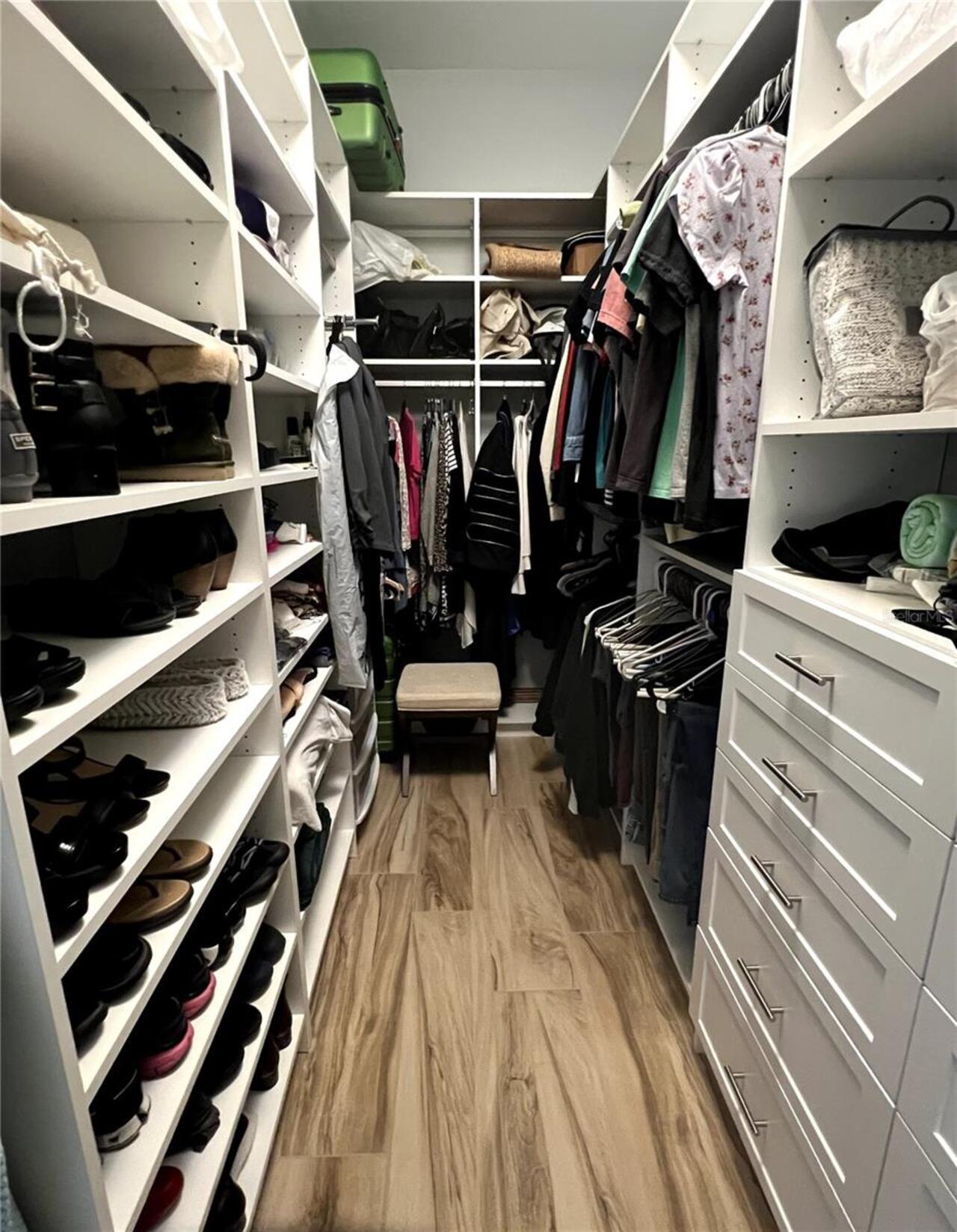 Listing Photo 10